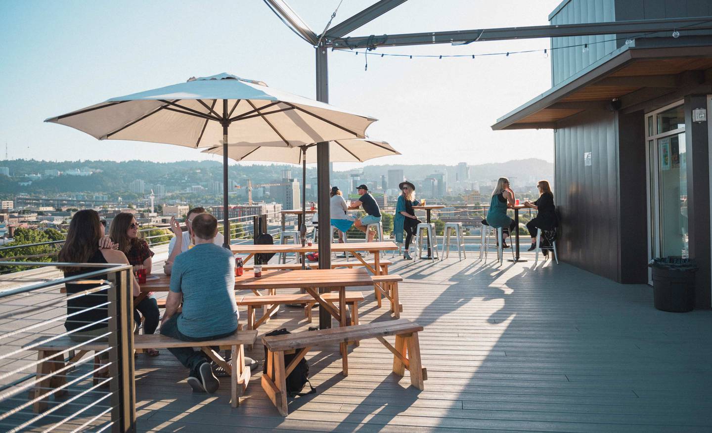 Theres Finally A Rooftop Bar In Portland That Makes You Feel Like Youre In “sex And The City” 8861