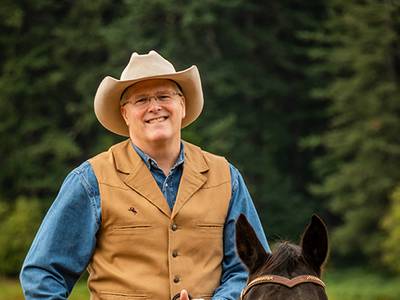 Tom Swearingen Is Oregon’s Cowboy Poet With a Lot of Stories to Tell